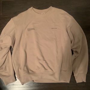 Uniqlo Musee de Louvre Sweatshirt